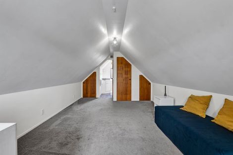 Photo of property in 76a Paynters Avenue, Strandon, New Plymouth, 4312