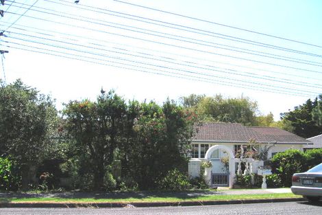 Photo of property in 27a Glenvar Road, Torbay, Auckland, 0630