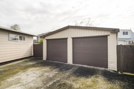 Photo of property in 33 Suzanne Grove, Kelvin Grove, Palmerston North, 4414