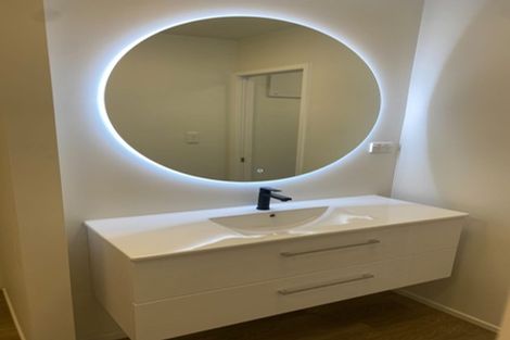 Photo of property in 2/36 Anne Mclean Drive, Bayview, Auckland, 0629