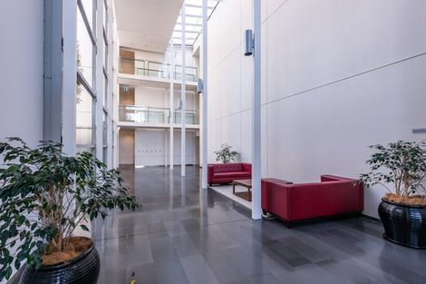 Photo of property in Sanctum Apartment, 10 Ebor Street, Te Aro, Wellington, 6011