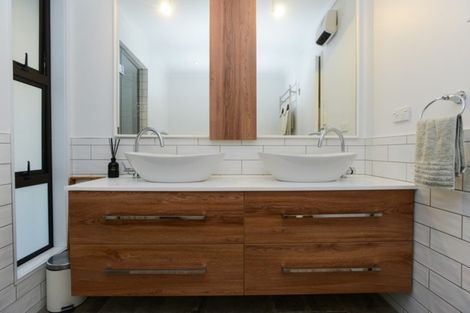 Photo of property in 204a Knight Street, Hastings, 4122