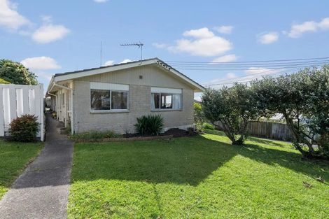 Photo of property in 1/98 Birkdale Road, Birkdale, Auckland, 0626