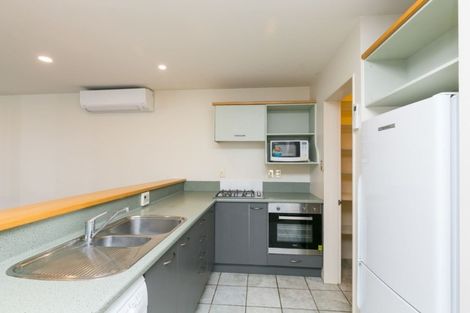 Photo of property in 125c The Parade, Island Bay, Wellington, 6023