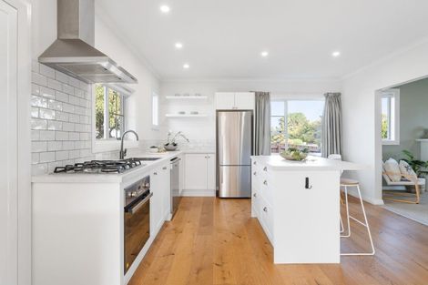 Photo of property in 27 Isadore Road, Saint Clair, Dunedin, 9012