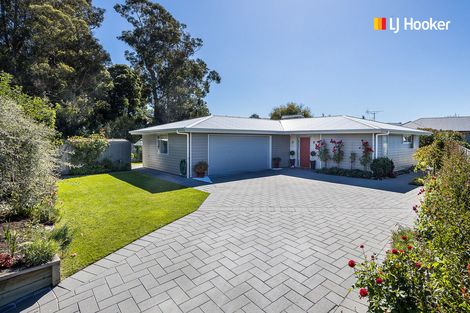 Photo of property in 17 Awa Toru Drive, Fairfield, Dunedin, 9018