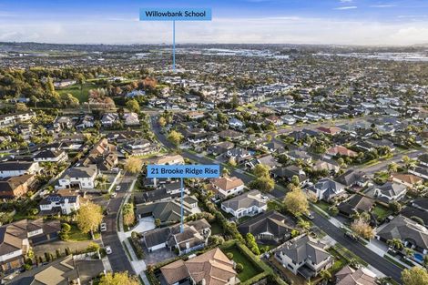 Photo of property in 21 Brooke Ridge Rise, East Tamaki Heights, Auckland, 2016