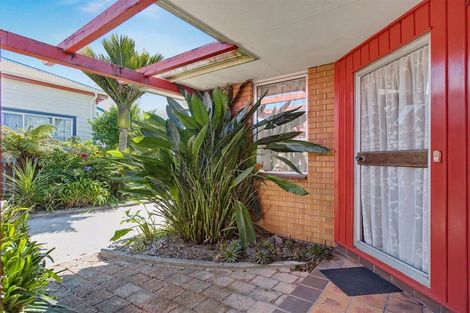 Photo of property in 114 Romilly Street, Westport, 7825