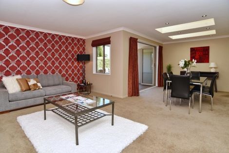 Photo of property in 142 Lake Terrace Road, Burwood, Christchurch, 8061