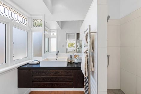 Photo of property in 44 Chester Avenue, Westmere, Auckland, 1022