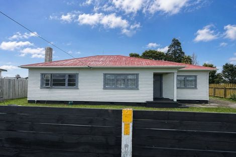 Photo of property in 64 Dundas Road, Sanson, 4817
