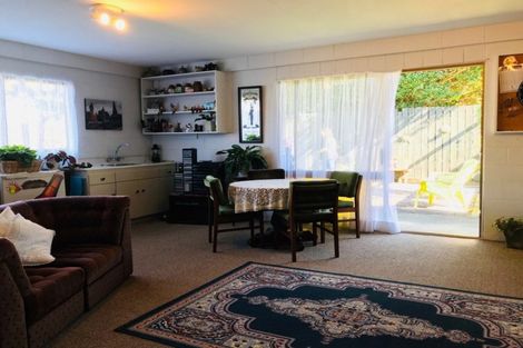 Photo of property in 20 High Street East, Waitara, 4320