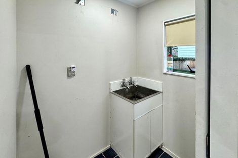 Photo of property in 3/3214 Great North Road, New Lynn, Auckland, 0600