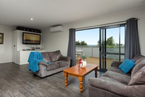 Photo of property in 1 Harrisfield Drive, Hairini, Tauranga, 3112