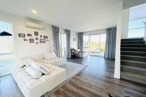 Photo of property in 1 Nephrite Lane, Henderson, Auckland, 0610