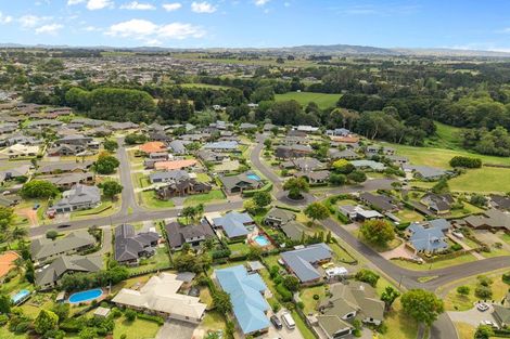 Photo of property in 14 Holmwood Park Drive, Morrinsville, 3300