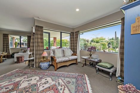 Photo of property in 5 Pollock Place, Rolleston, 7614