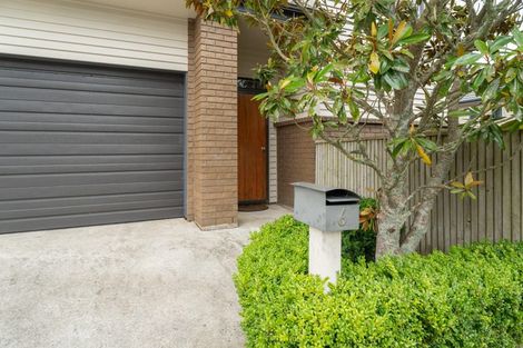 Photo of property in 6 Erlestoke Crescent, Churton Park, Wellington, 6037