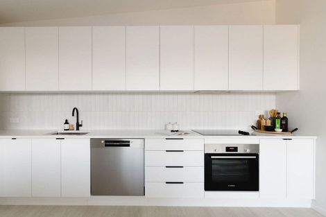 Photo of property in 119 Tiketike Way, Brooklyn, Wellington, 6021