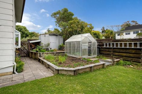 Photo of property in 1/57 Nor'east Drive, Torbay, Auckland, 0632