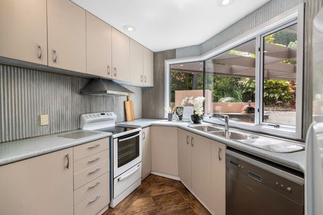 Photo of property in 8 Arawata Terrace, Fernhill, Queenstown, 9300