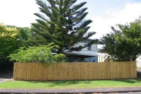 Photo of property in 7 Longreach Drive, Sunnyvale, Auckland, 0612