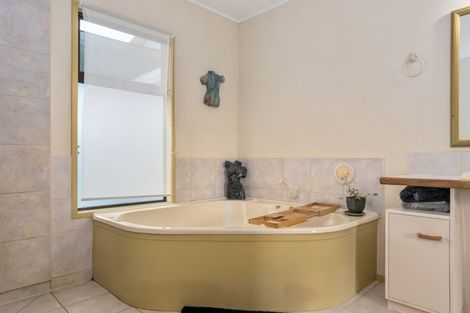 Photo of property in 1 Taupata Street, Paengaroa, Te Puke, 3189