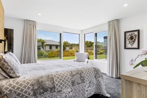 Photo of property in 8 Akatea Lane, Richmond Heights, Taupo, 3330