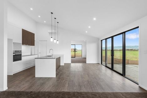 Photo of property in 3 Nicholson Road, Clareville, Carterton, 5791