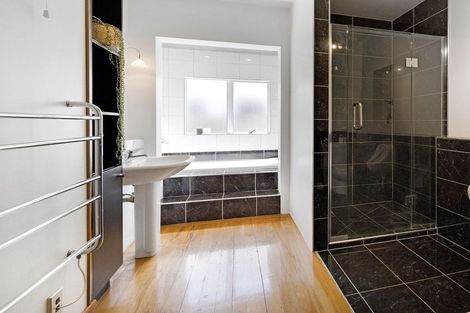 Photo of property in 126 Hamilton Avenue, Ilam, Christchurch, 8041