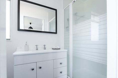 Photo of property in 52 Byron Street, Leamington, Cambridge, 3432