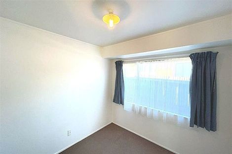 Photo of property in 2a Beatty Avenue, Manurewa, Auckland, 2102
