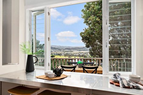 Photo of property in 104 Sidlaw Street, Strathmore Park, Wellington, 6022