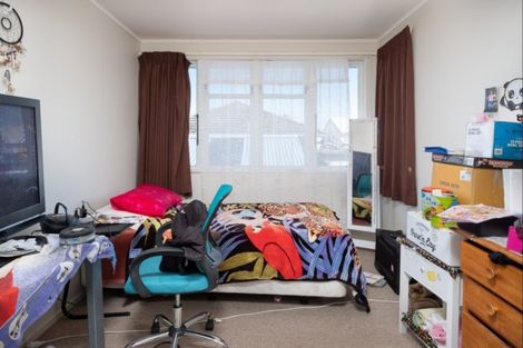 Photo of property in 2 Lyell Road, Outer Kaiti, Gisborne, 4010