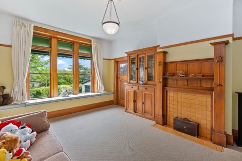 Photo of property in 93 Dyers Pass Road, Cashmere, Christchurch, 8022