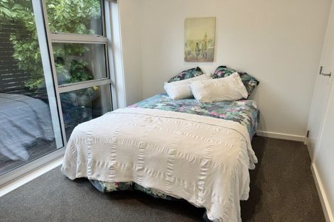 Photo of property in 111a Breaker Bay Road, Breaker Bay, Wellington, 6022