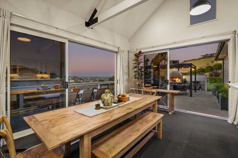 Photo of property in 1 Te Roera Drive, Taradale, Napier, 4112