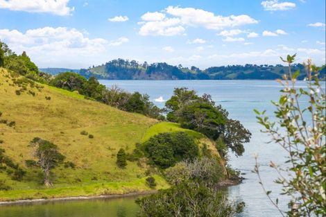 Photo of property in 4 Kookaburra Drive, Tawharanui Peninsula, Warkworth, 0986