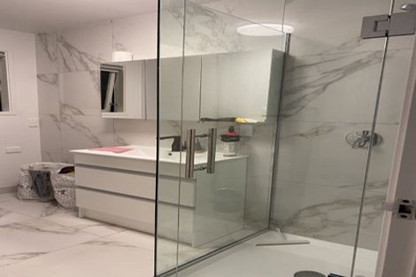 Photo of property in 60-62 Exmouth Road, Northcote, Auckland, 0627