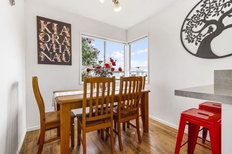 Photo of property in 27 Lindsay Crescent, Nawton, Hamilton, 3200