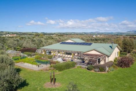 Photo of property in 1/239 Lake Ferry Road, Martinborough, 5781