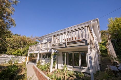Photo of property in 17 Wyndrum Avenue, Waterloo, Lower Hutt, 5011