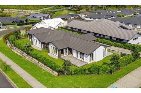 Photo of property in 5 Flavell Drive, Orewa, 0931