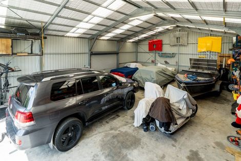 Photo of property in 185 Centre Road, Momona, Outram, 9073