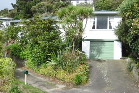 Photo of property in 11 Wrights Hill Road, Karori, Wellington, 6012