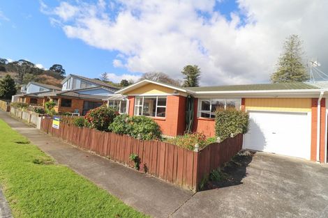 Photo of property in 100b Brunton Crescent, Thames, 3500