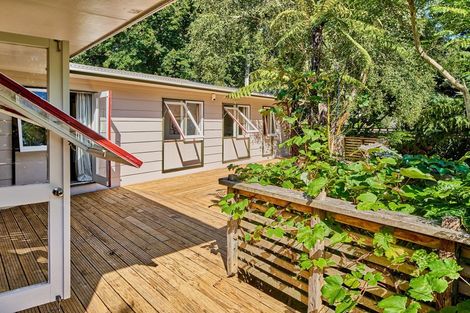 Photo of property in 25 Dell Road, Raumati South, Paraparaumu, 5032