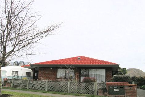 Photo of property in 1/100 Avondale Road, Taradale, Napier, 4112