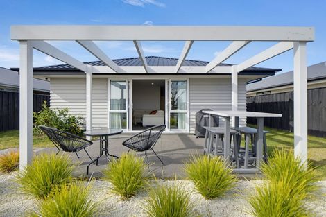 Photo of property in 47 Pegasus Boulevard, Pegasus, 7612