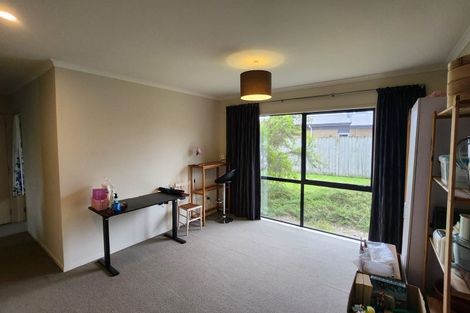 Photo of property in 28 Sirius Crescent, Rototuna North, Hamilton, 3210